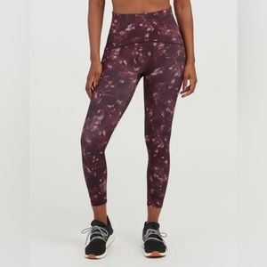 NEW Spanx Booty Boost® Active Printed 7/8 Leggings